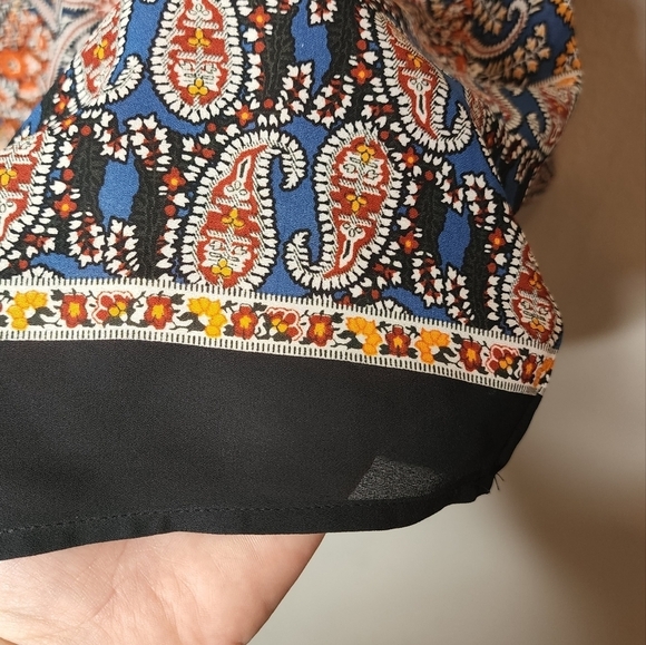 Gibson & Latimer Paisley Floral Flowy Blouse Size 2X Roll Tab Sleeves - Picture 8 of 12